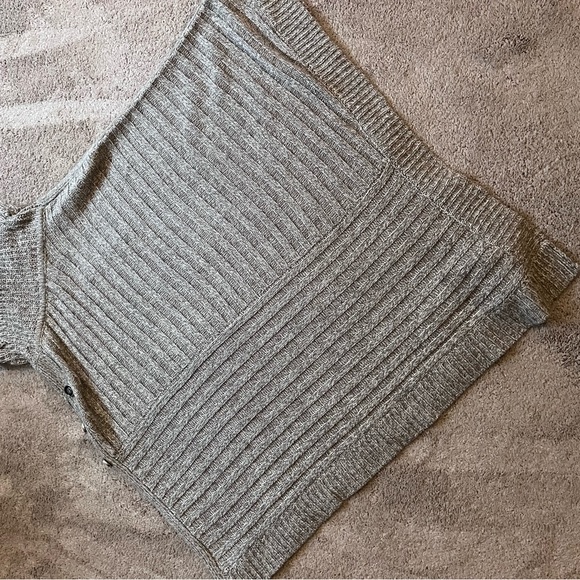 EUC Karen Scott poncho sweater - Picture 3 of 5